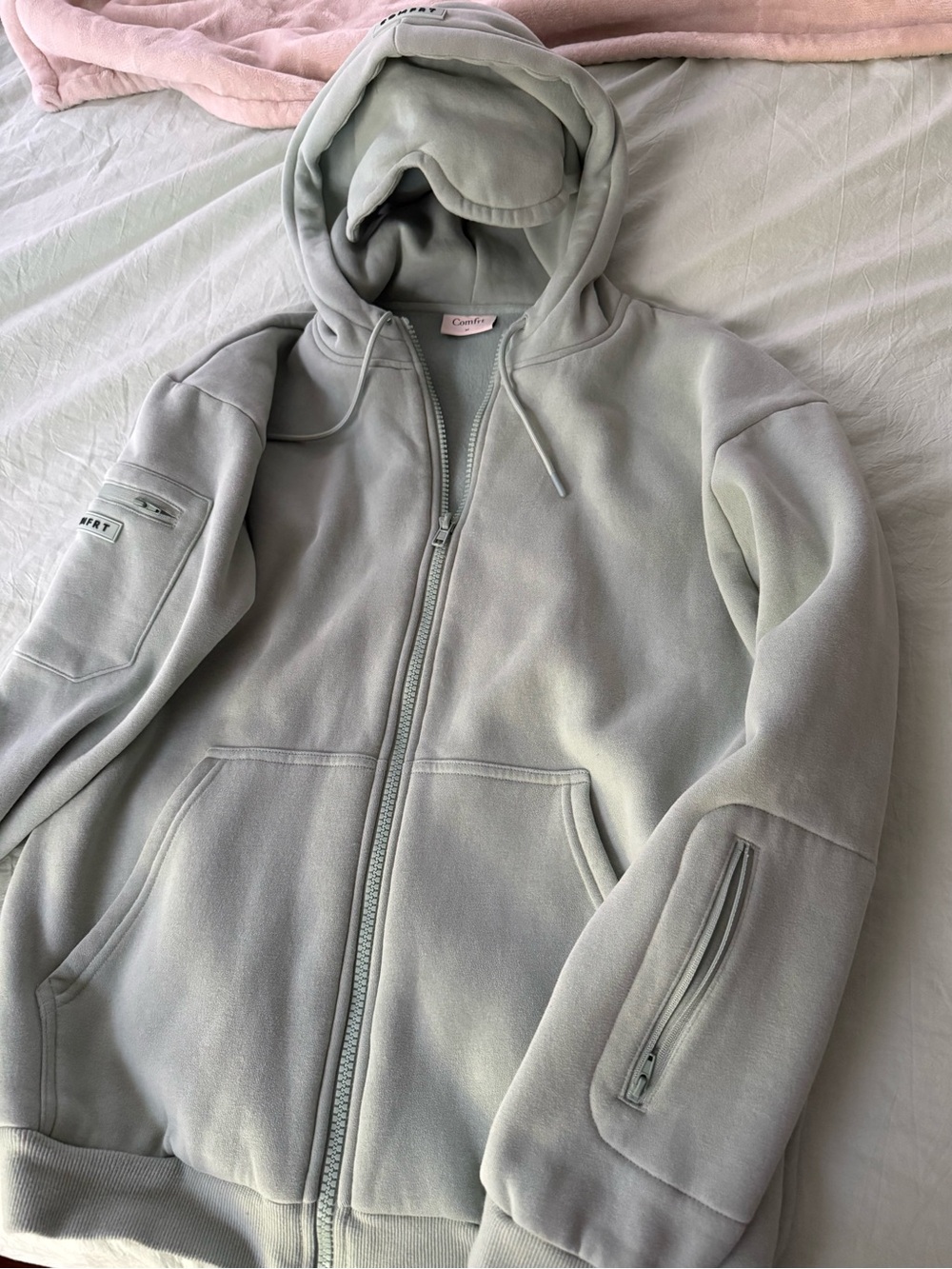 Comfrt Airplane Mode Travel Zip Hoodie - Aloe - size M - Picture 3 of 9